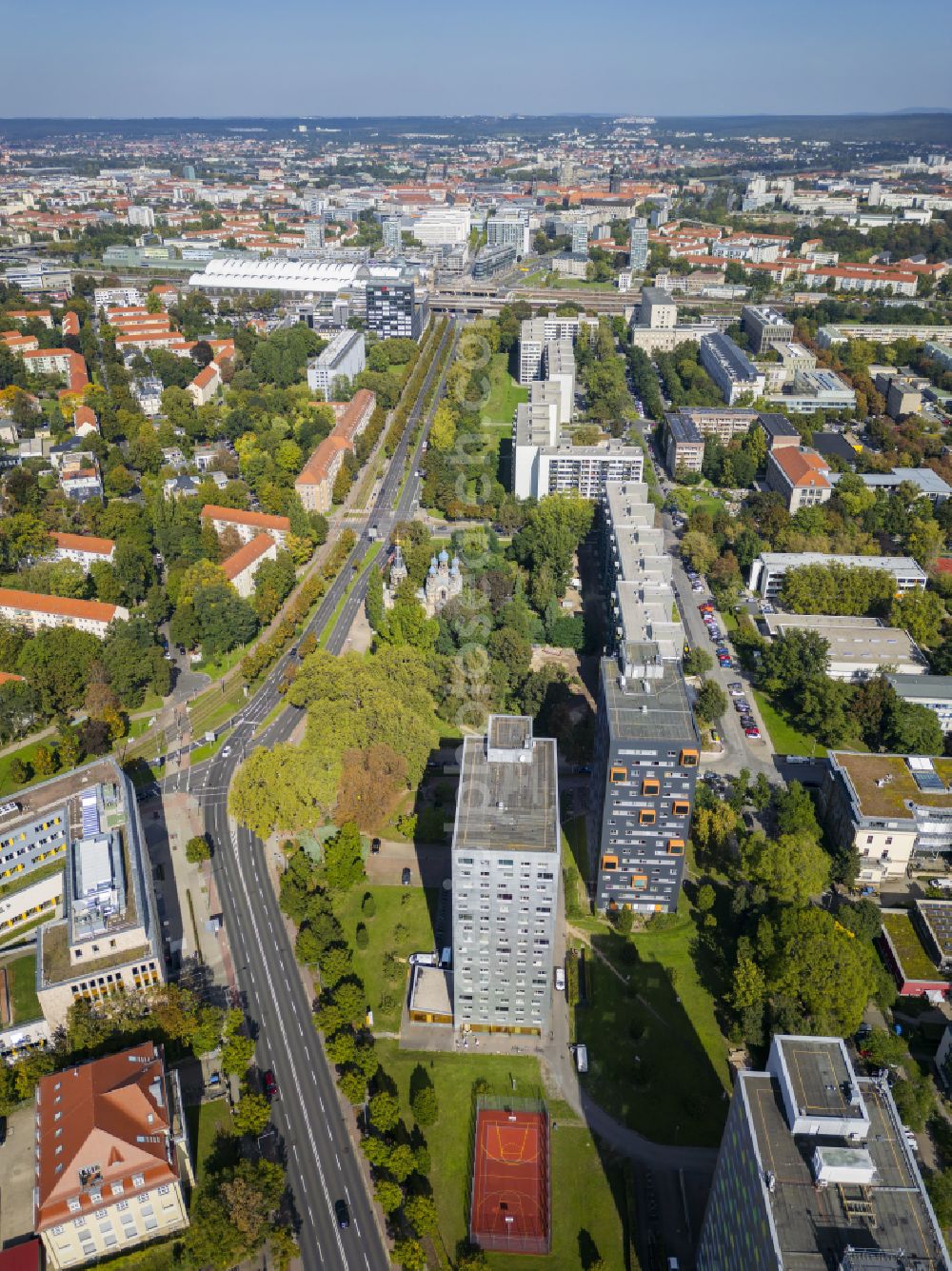 Dresden from above - Student Residence - Building in the high-rise on street Hochschulstrasse in Dresden in the state Saxony, Germany