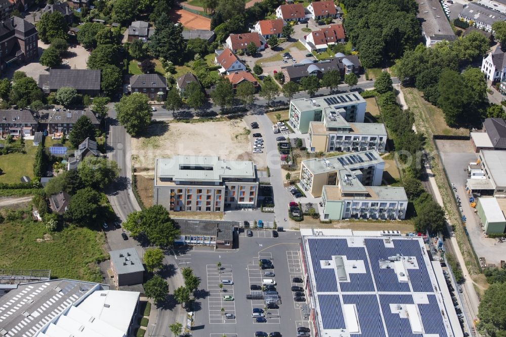 Kleve from above - Student Residence - Building of Studierendenwerk on Flutstrasse in Kleve in the state North Rhine-Westphalia, Germany