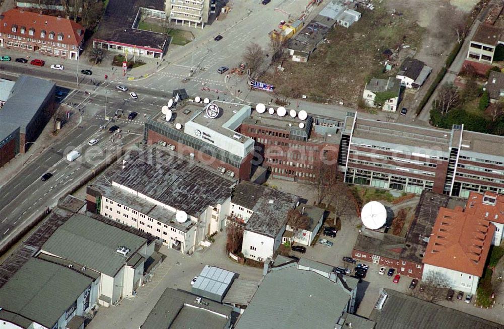 Hamburg from above - Studio Hamburg GmbH Jenfelder Allee 80 22039 Hamburg Telefon: 040/6688 0 FAX: 040/6688 1133 Email: pressestelle@studio-hamburg.de