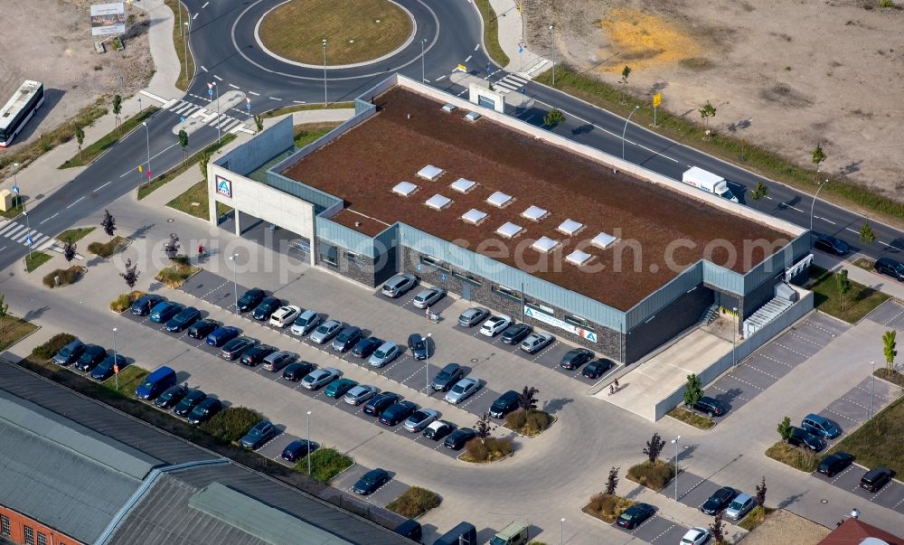 Dorsten from above - Store of the Supermarket ALDI Dorsten-Hervest in Dorsten in the state North Rhine-Westphalia