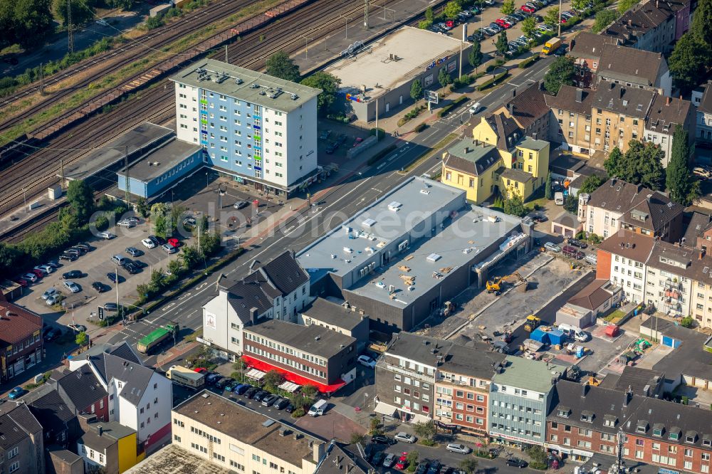 Aerial image Oberhausen - Supermarket on Bottroper Strasse - Im Wiedemhof in Oberhausen at Ruhrgebiet in the state North Rhine-Westphalia, Germany