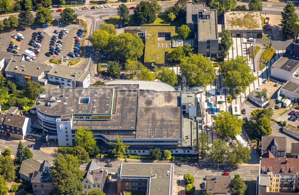 Gevelsberg from the bird's eye view: Store of the Supermarket Kaufland on street Grosser Markt in Gevelsberg in the state North Rhine-Westphalia, Germany