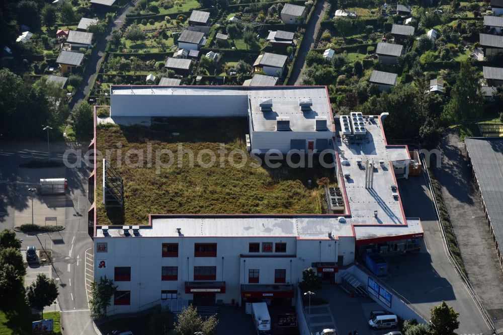 Aue from the bird's eye view: Store of the Supermarket Kaufland in the Bruenlasberg residential area in Aue in the state of Saxony