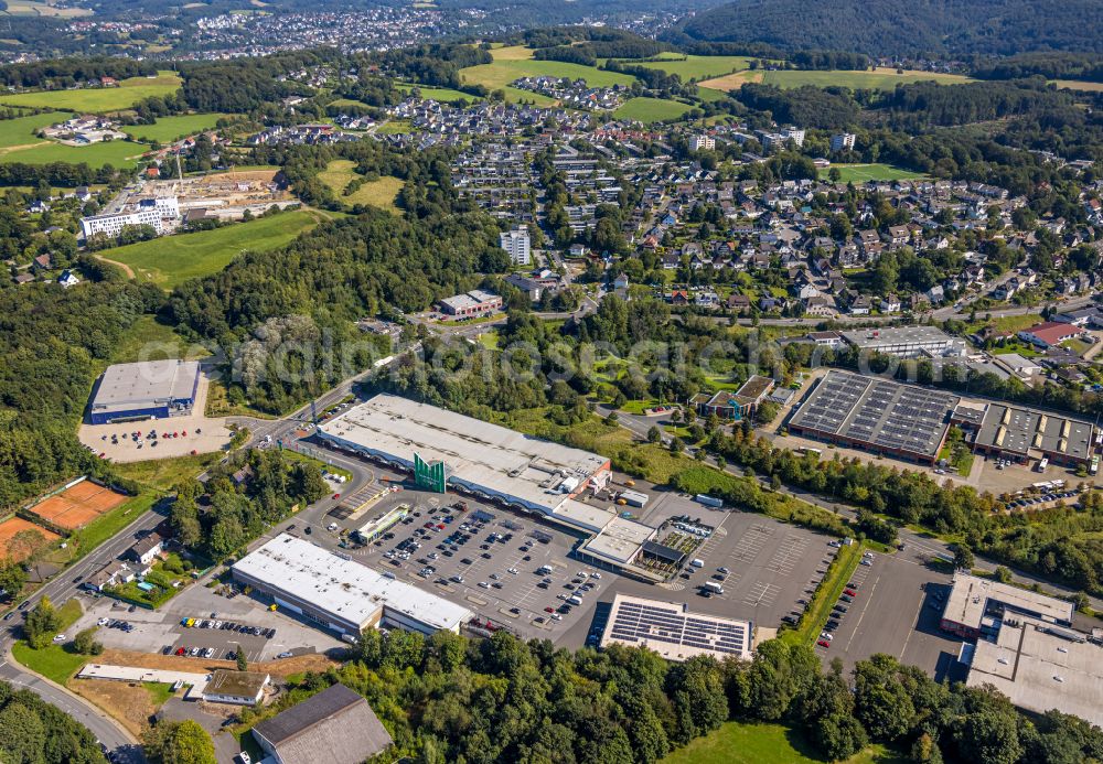 Ennepetal from the bird's eye view: Store of the Supermarket Marktkauf Ennepetal on Koelner Strasse in the district Oelkinghausen in Ennepetal in the state North Rhine-Westphalia, Germany