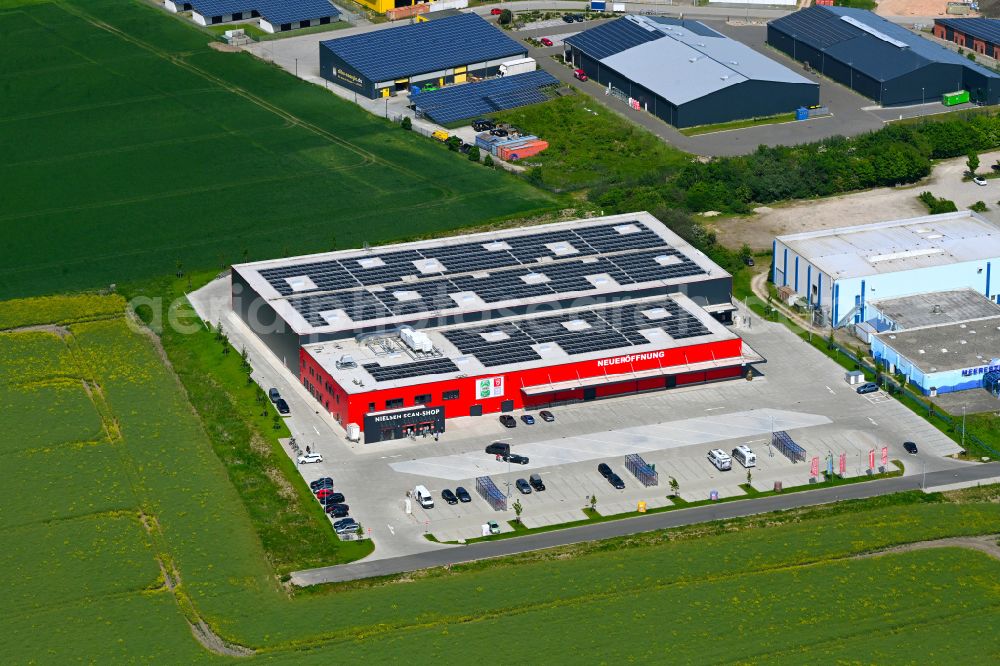 Burg auf Fehmarn from above - Store of the Supermarket Nielsen Scan-Shop on street Ehlers Kamp in Burg auf Fehmarn in the state Schleswig-Holstein, Germany