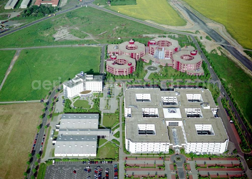 Aerial image Schkeuditz bei Leipzig - Tagungszentrum mit Airporthotel am Flughafen Schkeuditz.