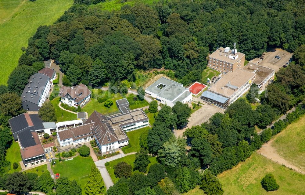 Aerial photograph Hattingen - Conference center of the DGB Youth Education Center in Hattingen in North Rhine-Westphalia. In the background, the restaurant Last Way