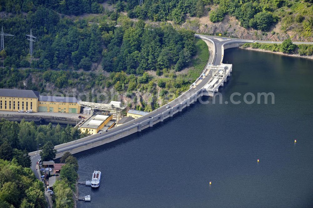 Aerial image Hohenwarte / Thüringen - Die Talsperre Hohenwarte ist die zweitgrößte Talsperre im Oberen Saale - System. Die Talsperre erstreckt sich auf 27 km Länge und die Staumauer erreicht eine Höhe von 75 m. The barrage Hohenwarte is the second largest dam in the Upper Saale - system. The reservoir is 27 km long and the dam reach a height of 75 m.