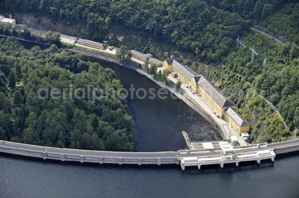 Aerial photograph Hohenwarte / Thüringen - Die Talsperre Hohenwarte ist die zweitgrößte Talsperre im Oberen Saale - System. Die Talsperre erstreckt sich auf 27 km Länge und die Staumauer erreicht eine Höhe von 75 m. The barrage Hohenwarte is the second largest dam in the Upper Saale - system. The reservoir is 27 km long and the dam reach a height of 75 m.