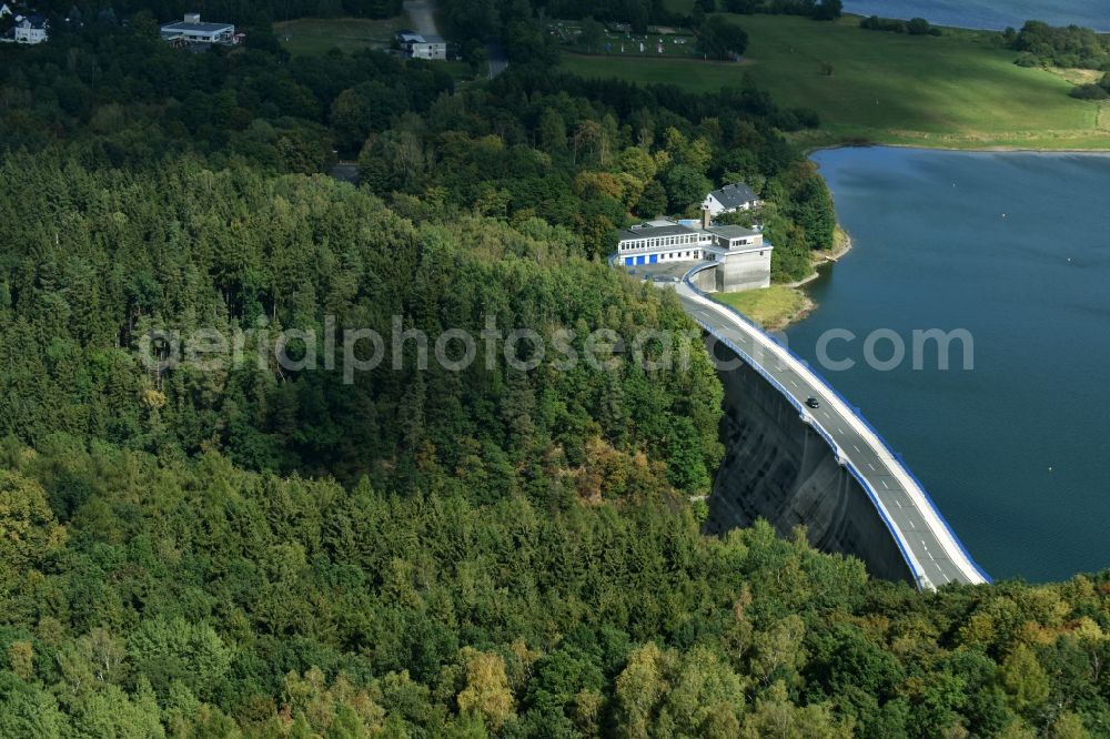 Aerial photograph Pöhl - Dam and shore areas at the lake Trieb in Poehl in the state Saxony