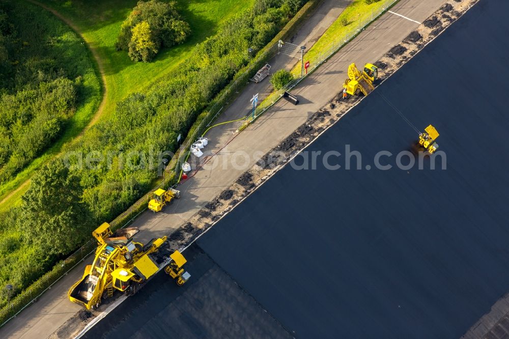 Aerial image Attendorn - Dam and shore areas at the lake Bigge in Attendorn in the state North Rhine-Westphalia