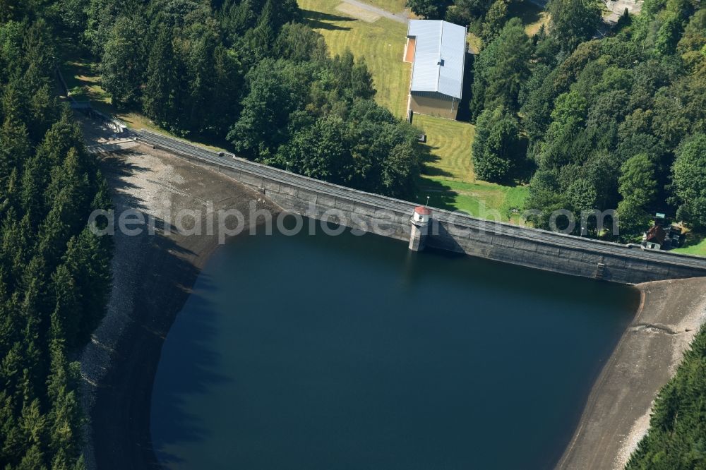 Aerial photograph Einsiedel - Dam and shore areas at the lake Stadtguttalbach in Einsiedel in the state Saxony