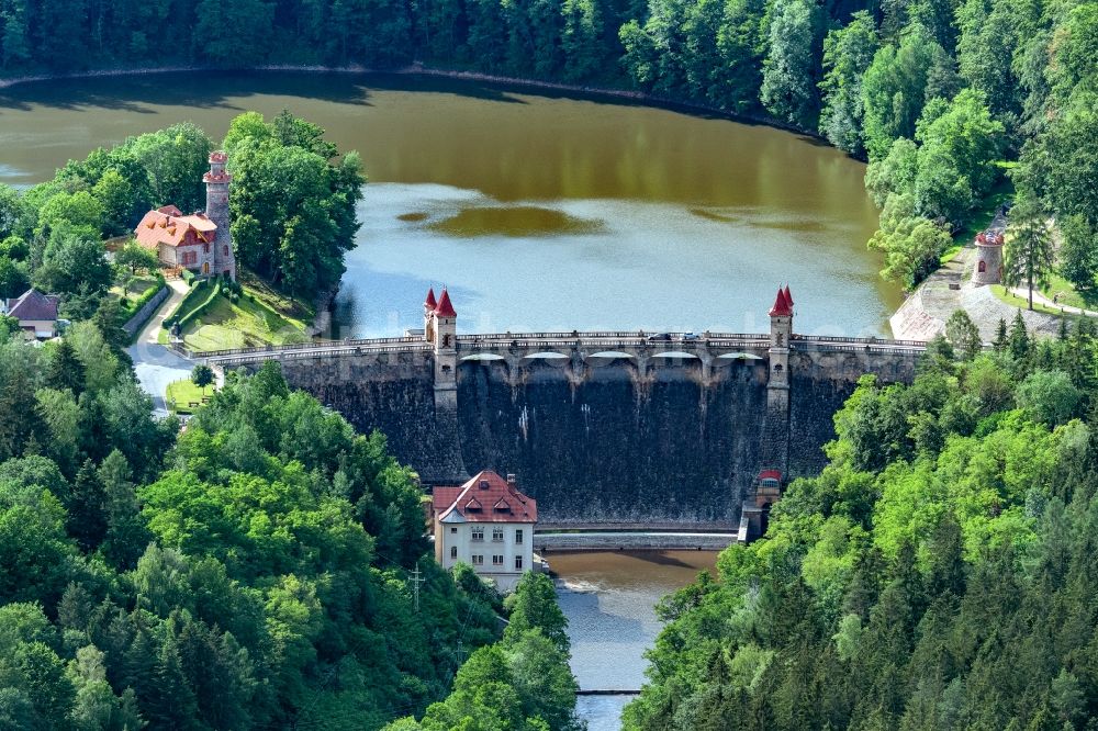 Bila Tremesna from above - Dam and shore areas at the lake Elbe in Bila Tremesna in Kralovehradecky kraj, Czech Republic