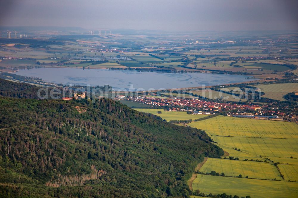 Berga from the bird's eye view: Dam and shore areas at the lake Kelbra in Berga in the state Saxony-Anhalt