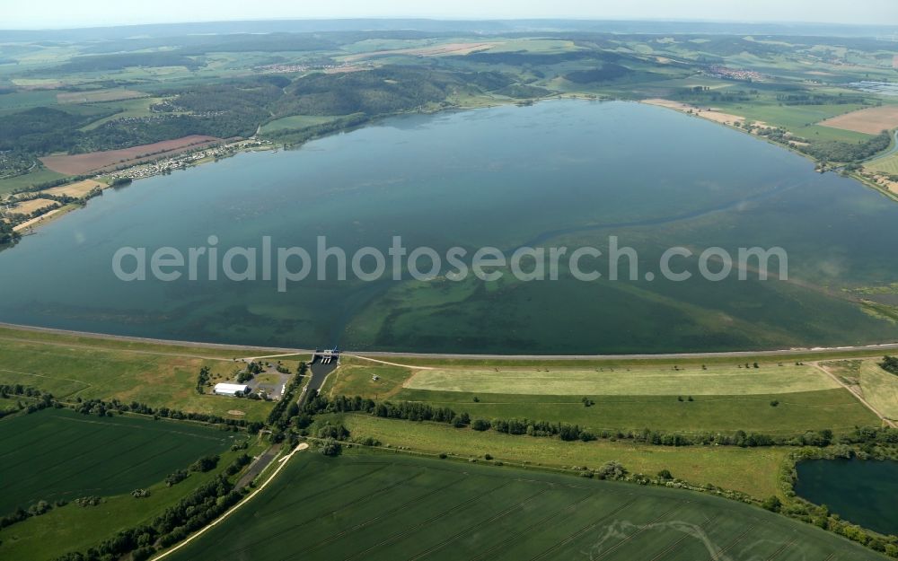 Aerial photograph Kelbra (Kyffhäuser) - Dam and shore areas at the lake in Kelbra (Kyffhaeuser) in the state Saxony-Anhalt, Germany