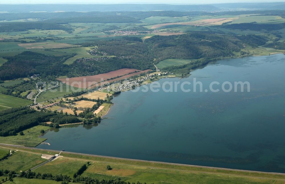 Kelbra (Kyffhäuser) from above - Dam and shore areas at the lake in Kelbra (Kyffhaeuser) in the state Saxony-Anhalt, Germany