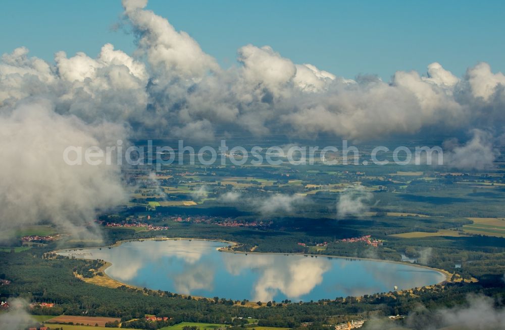 Aerial photograph Lingen (Ems) - Dam and shore areas at the lake - Speicherbecken Geeste in Lingen (Ems) in the state Lower Saxony