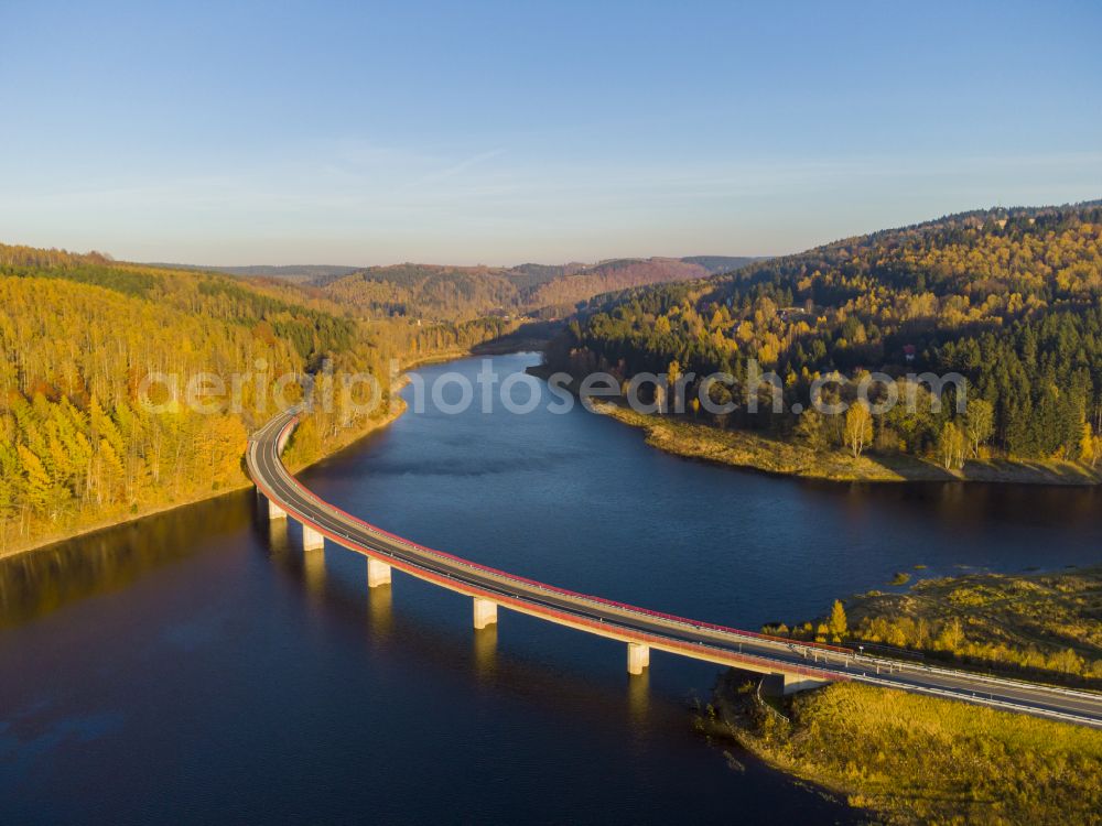 Neuhausen/Erzgebirge from the bird's eye view: Dam and shore areas at the lake Talsperre Rauschenbach in Neuhausen/Erzgebirge in the state Saxony, Germany