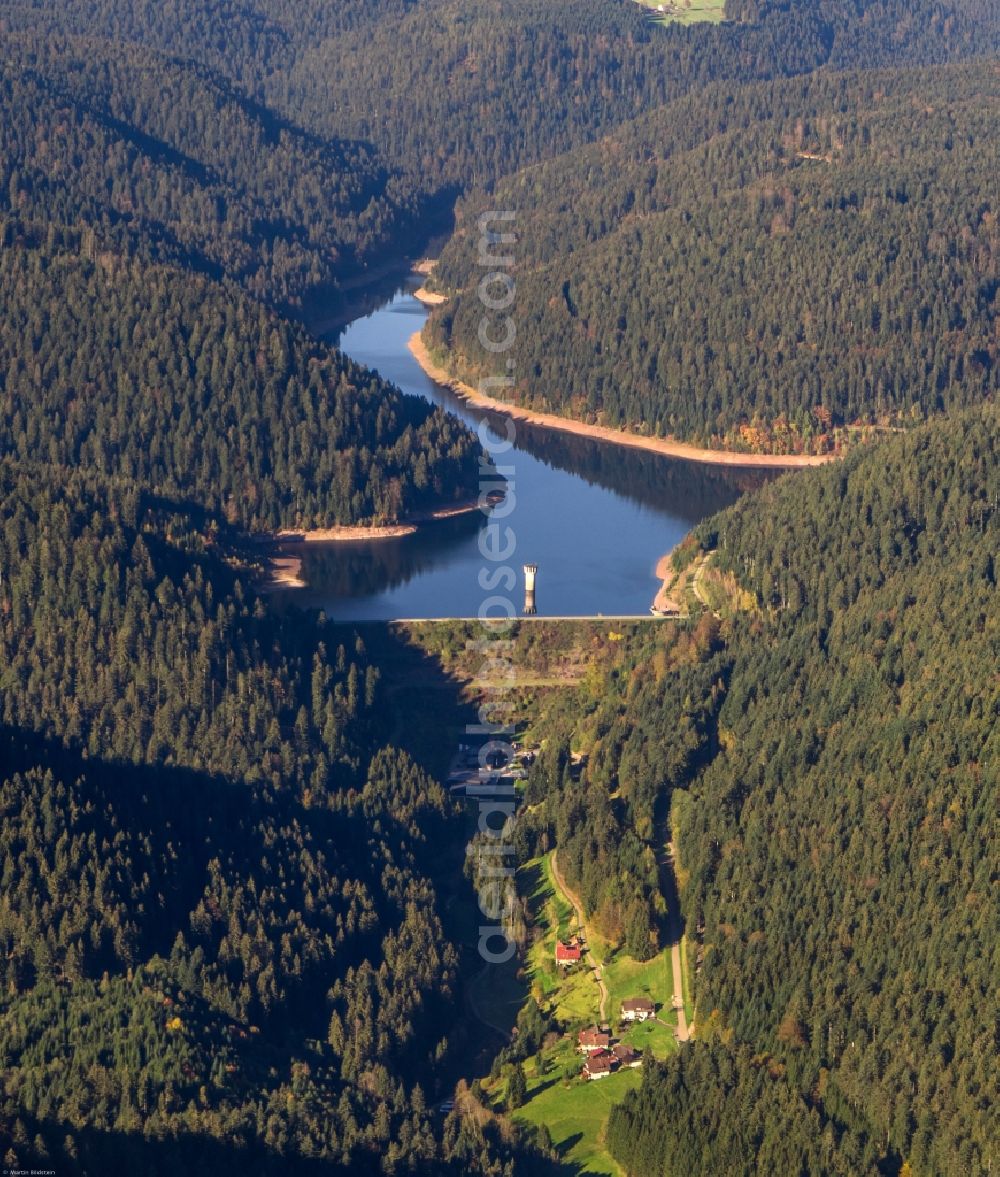 Alpirsbach from above - Dam and shore areas at the lake Kleiner Kinzig in the district Reinerzau in Alpirsbach in the state Baden-Wuerttemberg