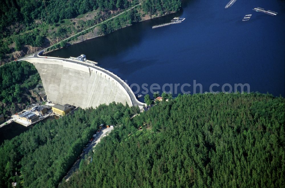 Aerial photograph Saalburg-Ebersdorf - Dam and shore areas at the lake Bleilochstausee in Saalburg-Ebersdorf in the state Thuringia, Germany