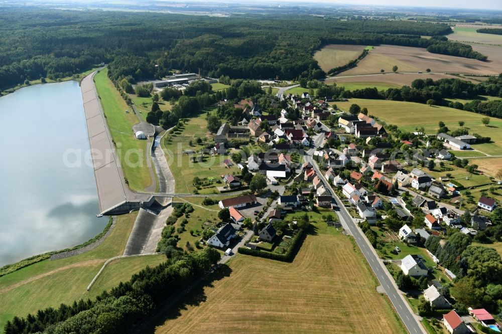 Aerial photograph Schömbach - Dam and shore areas at the lake in Schoembach in the state Saxony