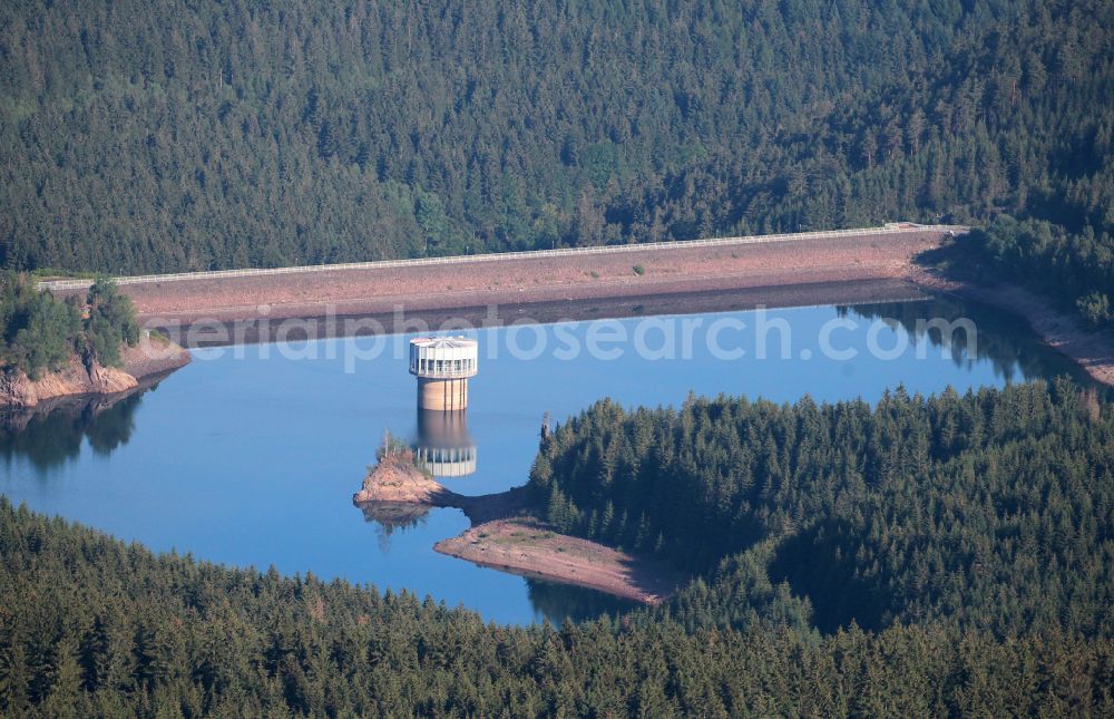 Tambach-Dietharz from above - Dam and shore areas at the lake Talsperre Schmalwasser in Tambach-Dietharz in the state Thuringia, Germany