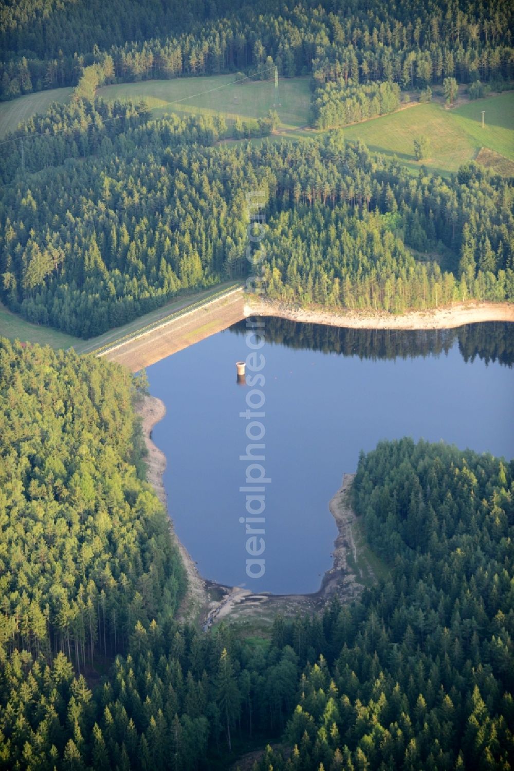 Tatrovice from the bird's eye view: Dam and shore areas at the lake in Tatrovice in Czech Republic