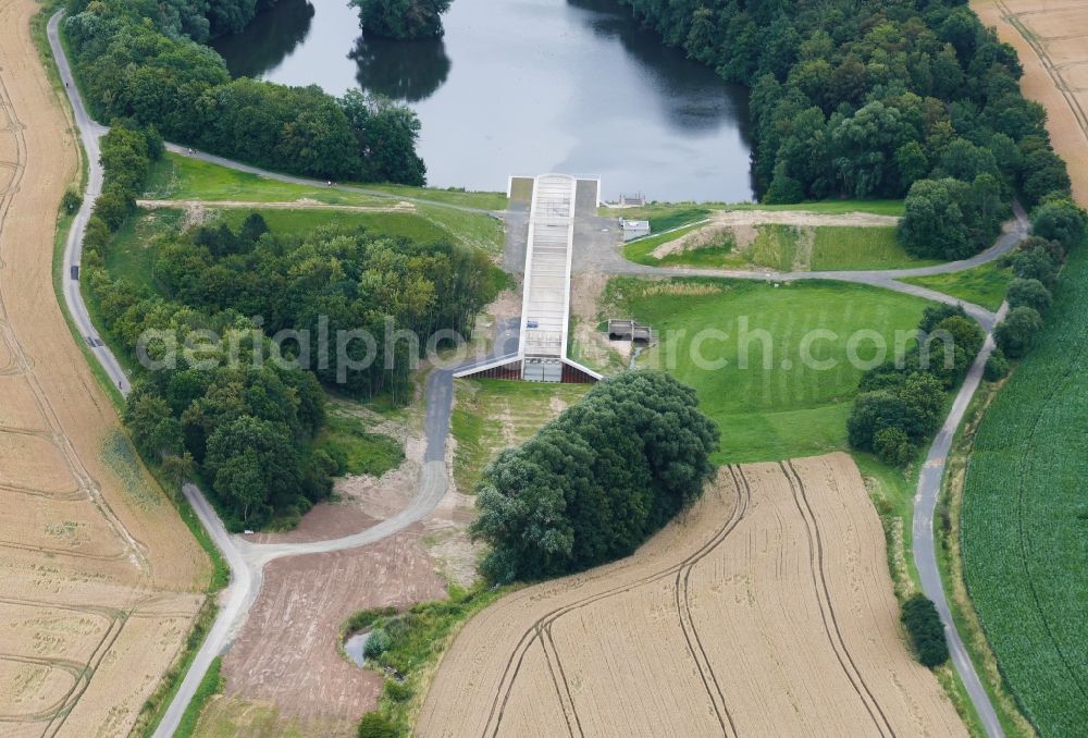 Aerial photograph Friedland - Dam and shore areas at the lake Wendebachstausee in Friedland in the state Lower Saxony