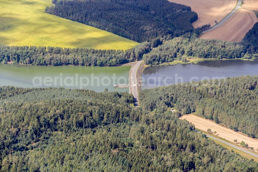 Aerial image Zeulenroda-Triebes - Dam and shore areas at the lake Zeulenroda in Zeulenroda-Triebes in the state Thuringia