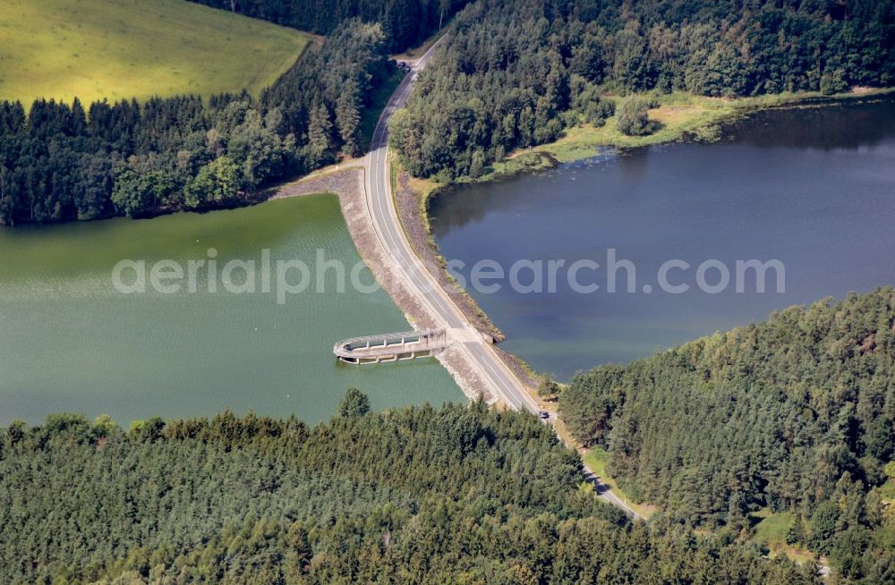 Aerial photograph Zeulenroda-Triebes - Dam and shore areas at the lake Zeulenroda in Zeulenroda-Triebes in the state Thuringia