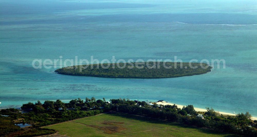 Mauritius from above - Blick auf die Tamarinbucht in Mauritius. View to the Tamarinbucht in Mauritius.