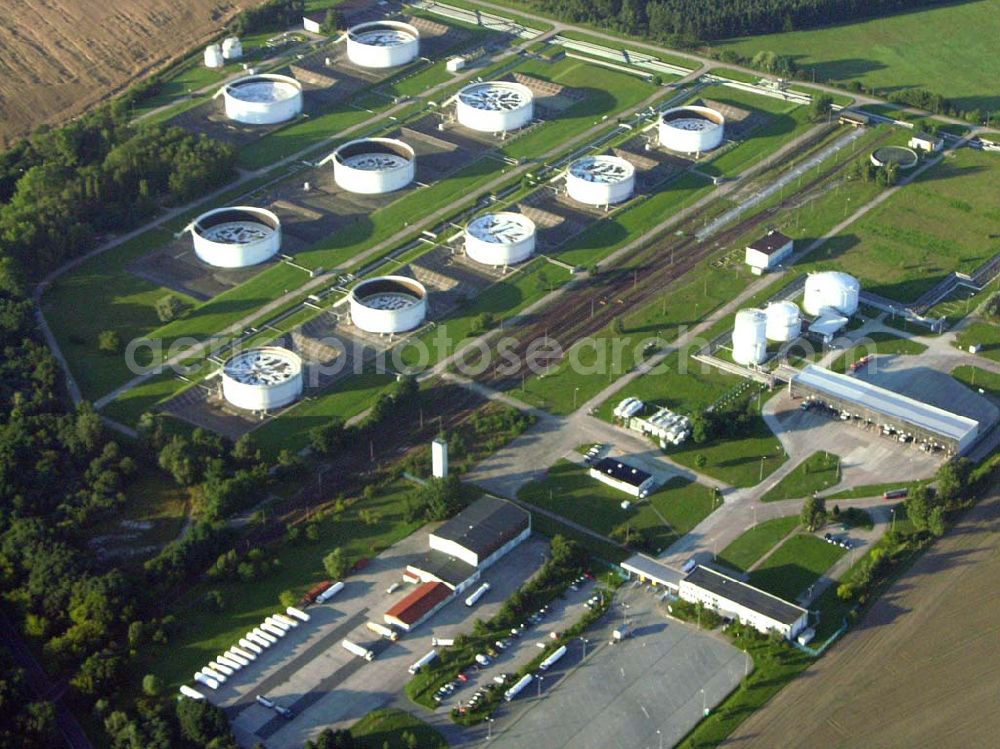 Seefeld (Brandenburg) from the bird's eye view: Blick auf das Tanklager in Seefeld nahe Berlin.