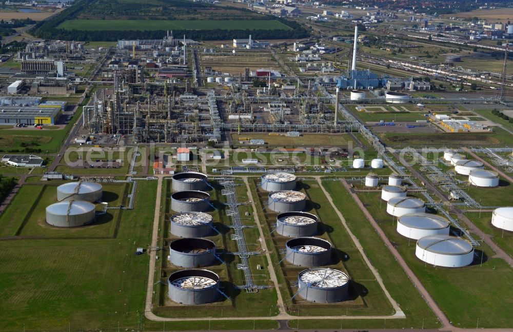 Aerial photograph Leuna - View at the fuel tanks of the TOTAL refinery in central Germany in Leuna in the federal state of Saxony-Anhalt. The high tanks of the TOTAL refinery chemical site Leuna are part of the most modern refineries in Europe