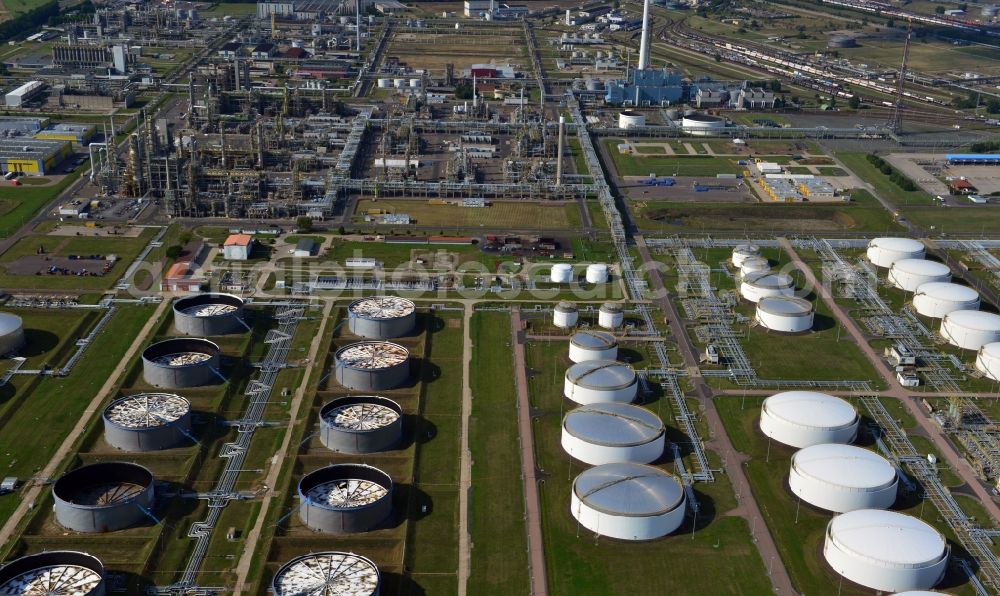 Aerial photograph Leuna - View at the fuel tanks of the TOTAL refinery in central Germany in Leuna in the federal state of Saxony-Anhalt. The high tanks of the TOTAL refinery chemical site Leuna are part of the most modern refineries in Europe