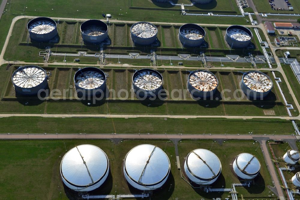 Aerial photograph Leuna - View at the fuel tanks of the TOTAL refinery in central Germany in Leuna in the federal state of Saxony-Anhalt. The high tanks of the TOTAL refinery chemical site Leuna are part of the most modern refineries in Europe