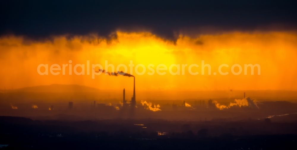 Marl from above - Equipment in the industrial area im Chemiepark Marl Paul-Baumann-Strasse in Marl in the state North Rhine-Westphalia