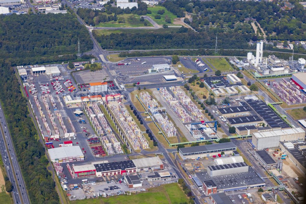 Köln from the bird's eye view: Technical facilities in the industrial area Chempark Dormagen in the district Chorweiler in Cologne in the state North Rhine-Westphalia