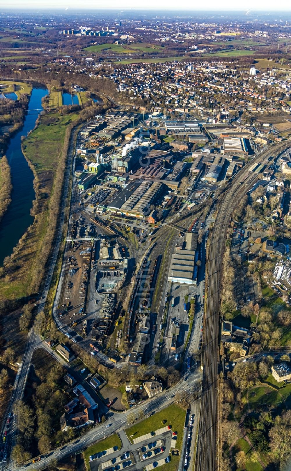 Witten from above - Technical equipment and production facilities of the steelworks Deutsche Edelstahlwerke in Witten in the state North Rhine-Westphalia, Germany