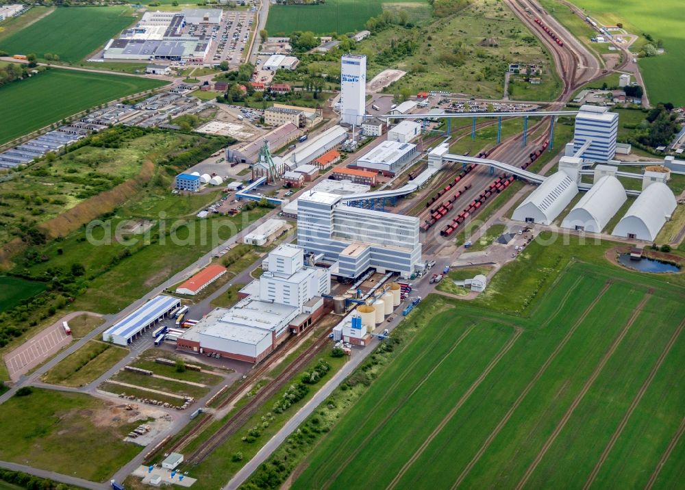 Aerial photograph Bernburg (Saale) - Technical facilities in the industrial area of ESCO Bernburger Salzwerke in Bernburg (Saale) in the state Saxony-Anhalt, Germany