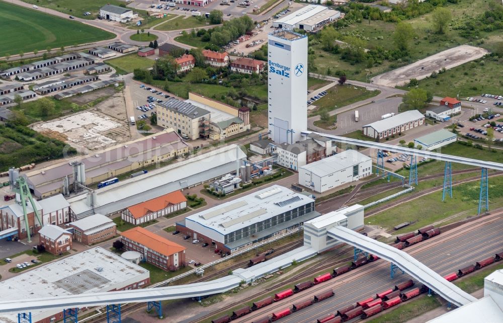 Aerial image Bernburg (Saale) - Technical facilities in the industrial area of ESCO Bernburger Salzwerke in Bernburg (Saale) in the state Saxony-Anhalt, Germany