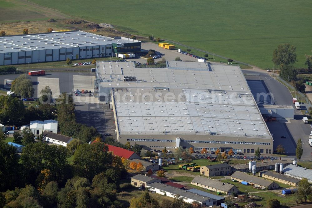 Aerial image Kremmen - View on a industrial area with technical facilities of Lidl Vertriebs-GmbH & Co. KG, Orion and TG Wesel Verwaltungs GmbH in Kremmen in the state Brandenburg