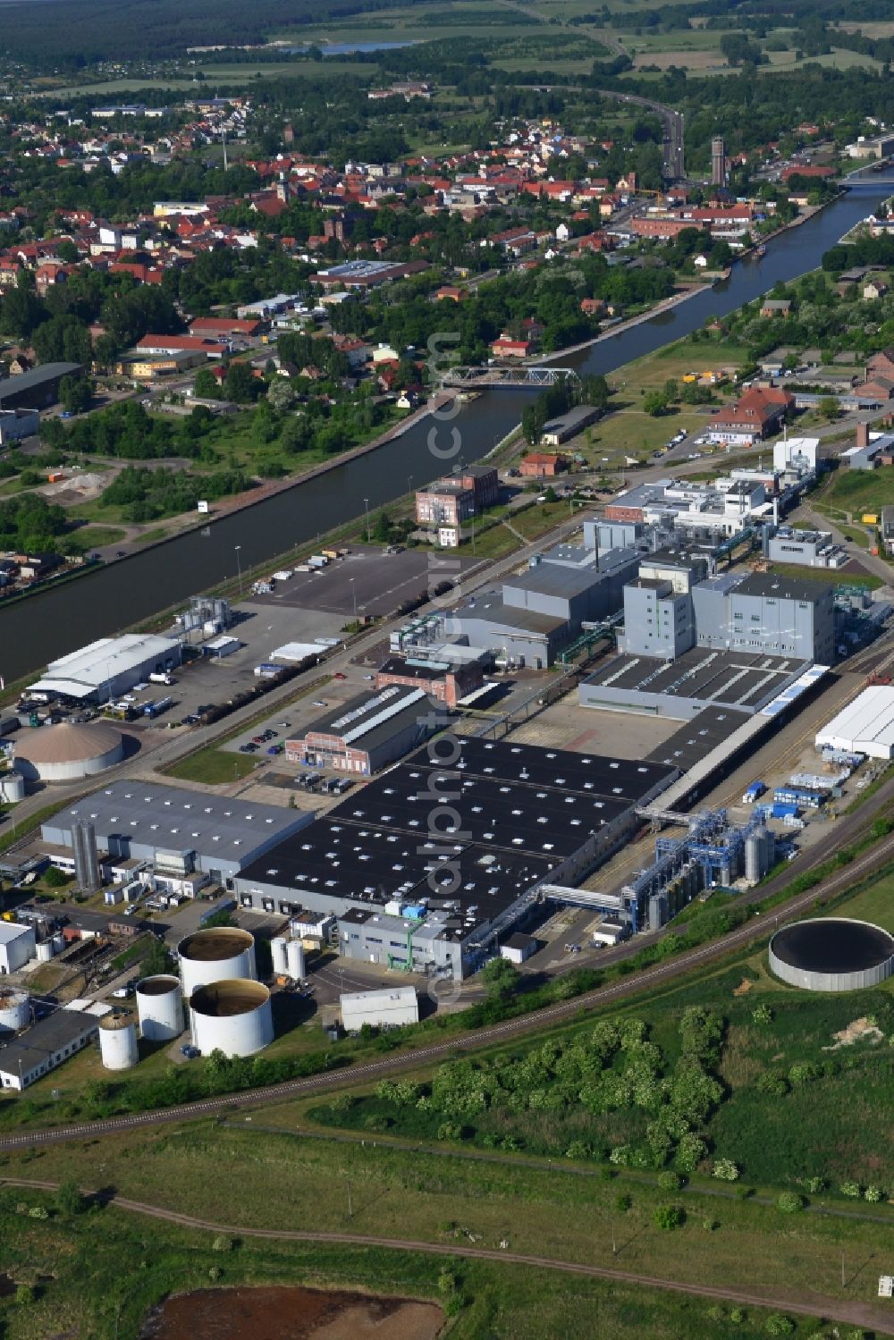 Genthin from the bird's eye view: Equipment in the industrial area of HANSA GROUP AG in Genthin in the state Saxony-Anhalt