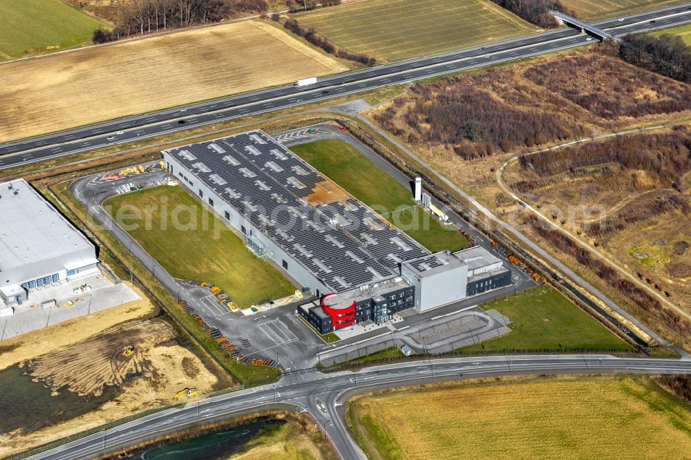 Bönen from the bird's eye view: Technical equipment and production facilities of the steelworks of STAHLWERK UNNA GmbH & Co. KG on Edisonstrasse in Boenen in the state North Rhine-Westphalia, Germany