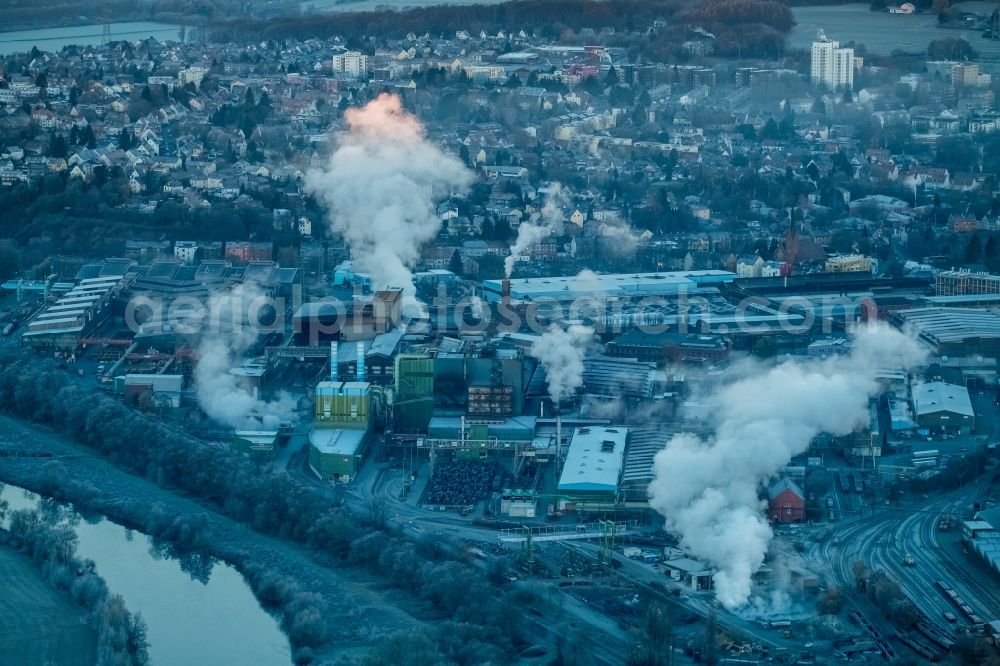 Aerial photograph Witten - Technical equipment and production facilities of the steelworks der Deutsche Edelstahlwerke GmbH in sunrise in the district Bommern in Witten in the state North Rhine-Westphalia