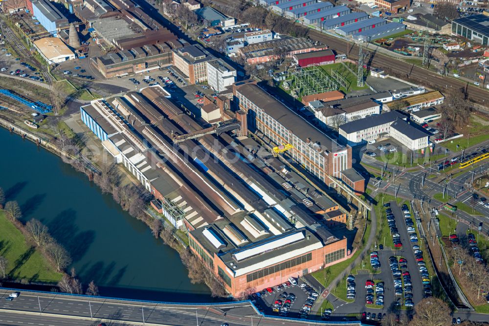 Mülheim an der Ruhr from the bird's eye view: Technical facilities and production halls of the steelworks Friedrich Wilhelms-Huette Stahlguss GmbH on Friedrich-Ebert-Strasse in Muelheim an der Ruhr in the state North Rhine-Westphalia, Germany