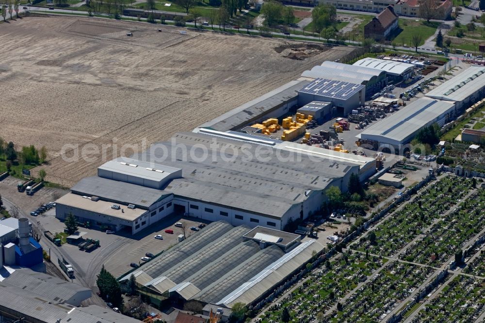 Aerial image Graz - Technical equipment and production facilities of the steelworks Grosschaedl Stahl GmbH along Suedbahnstrasse in Graz in Steiermark, Austria