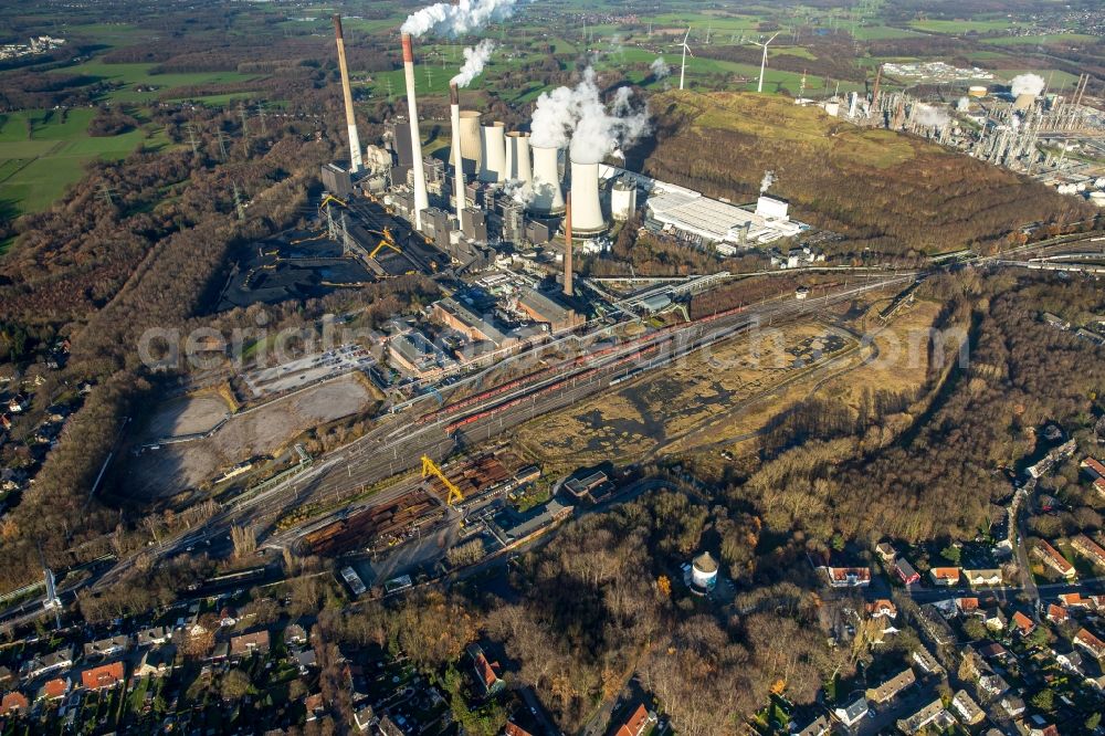 Aerial photograph Gelsenkirchen - Technical equipment and production facilities of the steelworks and Kokerei on Glueckaufstrasse in Gelsenkirchen in the state North Rhine-Westphalia