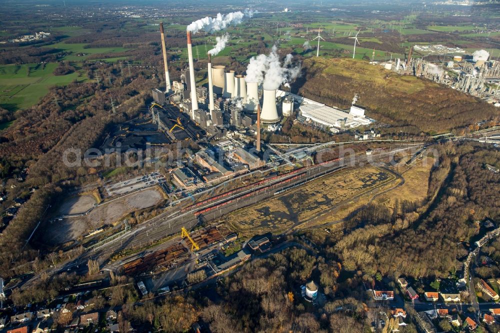 Gelsenkirchen from above - Technical equipment and production facilities of the steelworks and Kokerei on Glueckaufstrasse in Gelsenkirchen in the state North Rhine-Westphalia