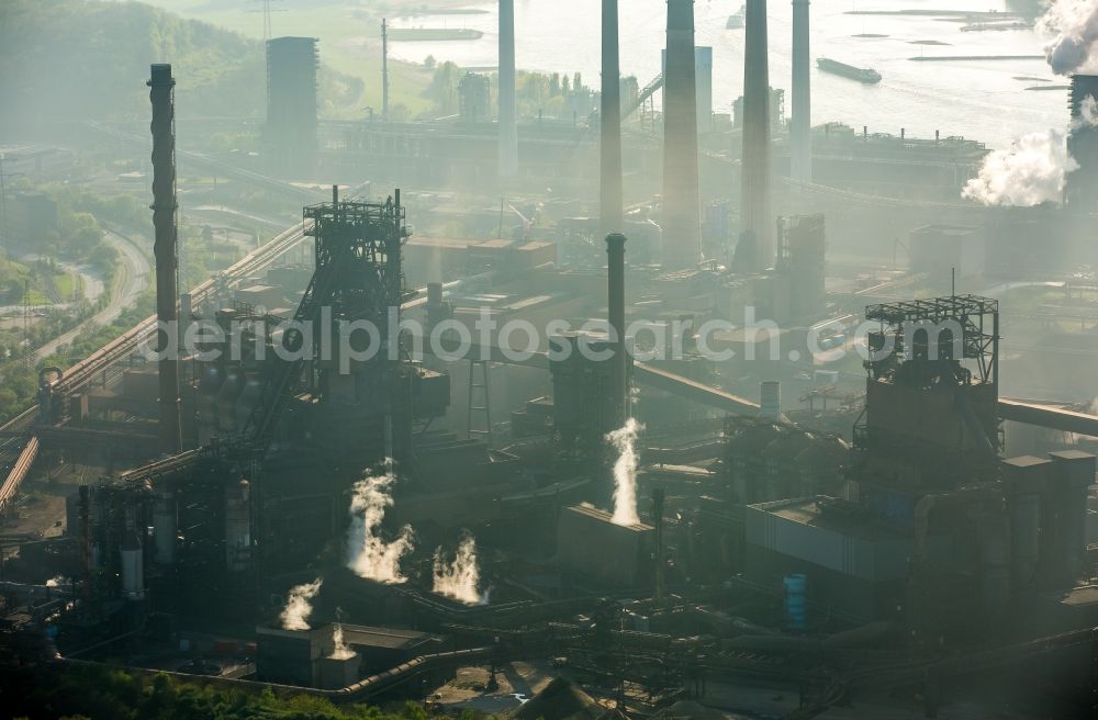 Aerial image Duisburg - Technical equipment and production facilities of the steelworks ThyssenKrupp-Stahlwerk Schwelgern in the district Marxloh in Duisburg in the state North Rhine-Westphalia, Germany