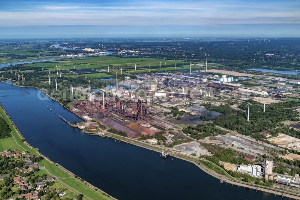 Aerial photograph Bremen - Technical equipment and production facilities of the steelworks in the district Oslebshausen in Bremen, Germany